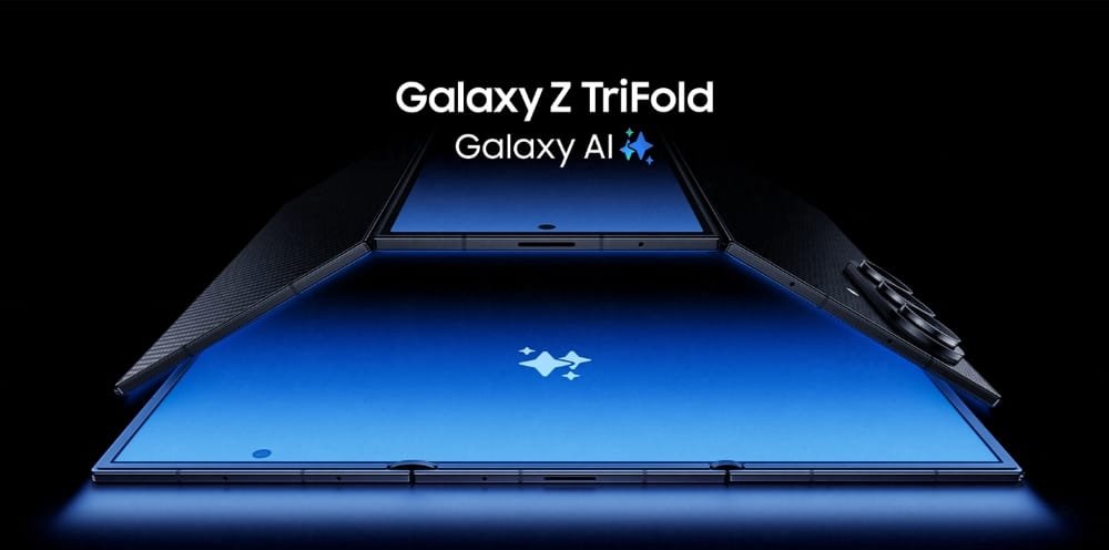 Smartphone Galaxy Z TriFold aberto mostrando suas três telas e tecnologia Galaxy AI.