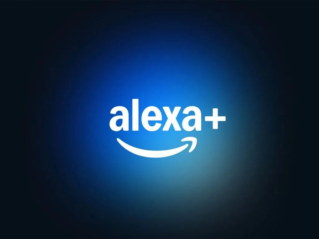 Dispositivo Amazon Echo com a assistente Alexa+ ativada no Brasil
